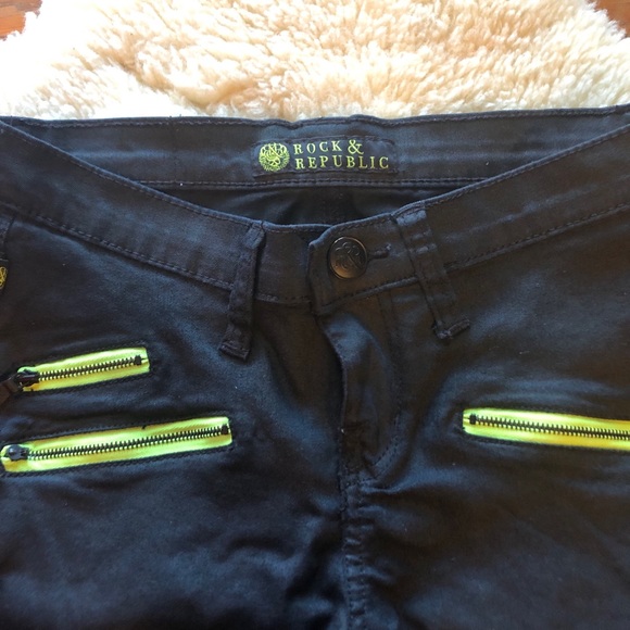 Rock & Republic Size 4 Wax Coated Black Jeans Neon - Picture 8 of 8